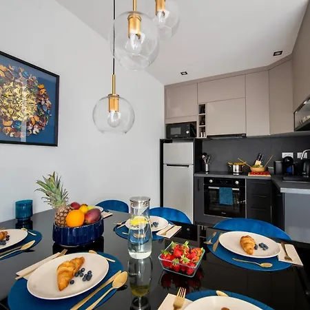 Apartvilla Zanna With Sea View For 4 People Apartament *
